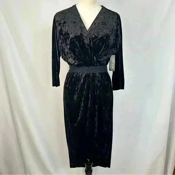 NWT New York & Company Eva Mendes Black Velvet Faux Wrap Dress Size XS/Small New - Picture 2 of 14
